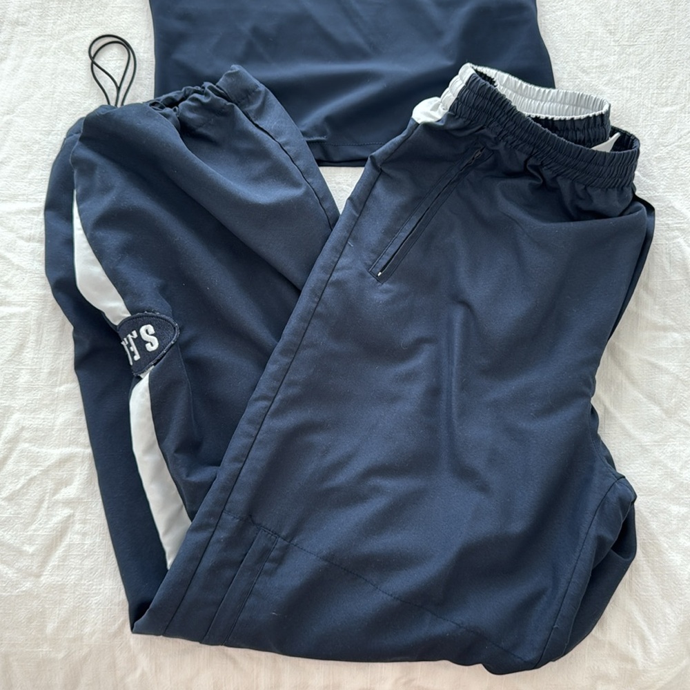 Black Women's Pants - Picture 5 of 6